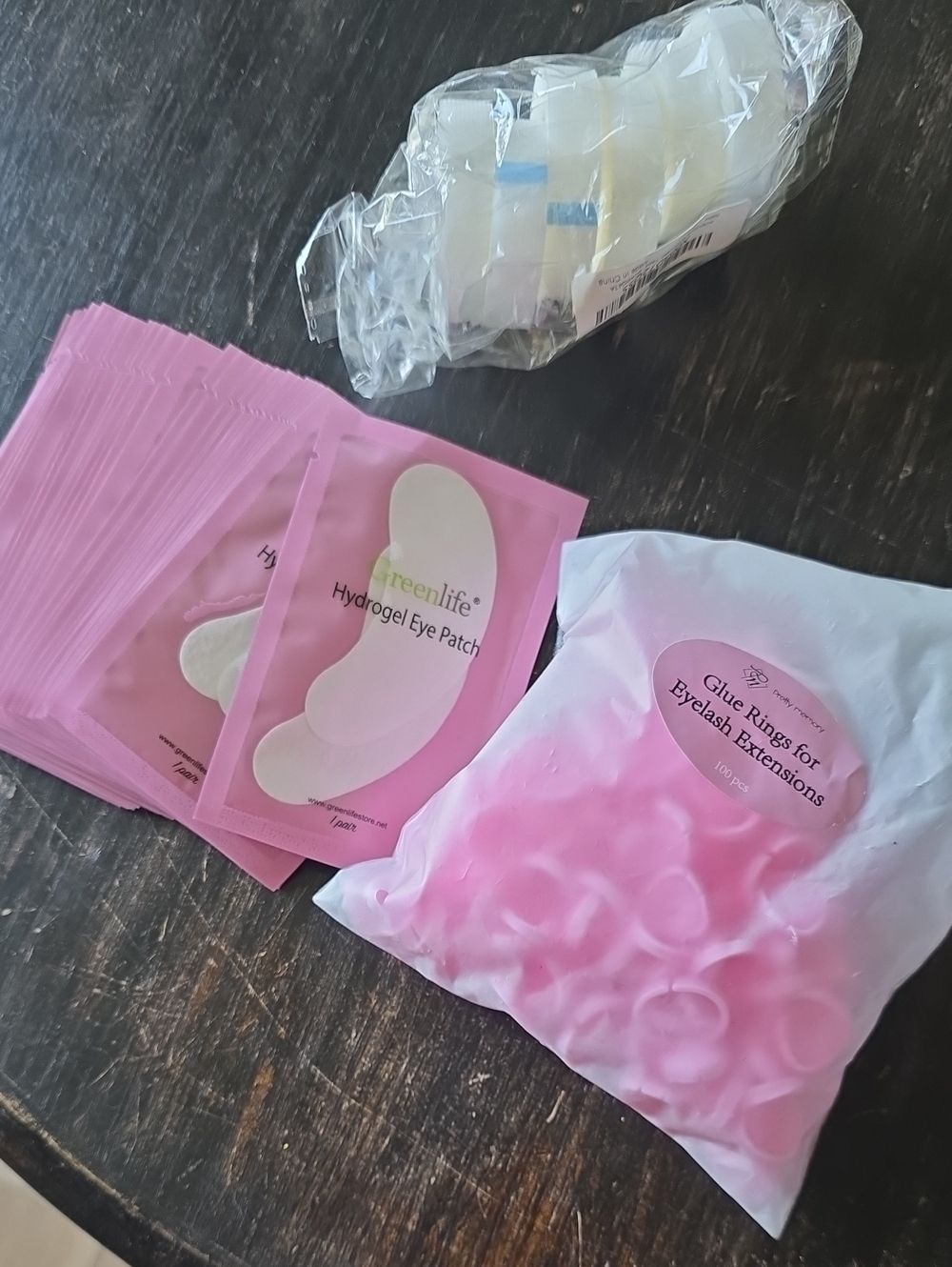 Hydrogel Eye Patch & Pink Glue Rings Beauty Kit